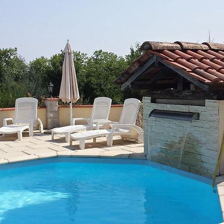 Saint-Pé-Delbosc Les Tilleuls Bed & Breakfast エクステリア 写真
